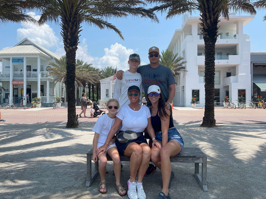Ryan White's family posing for a picture