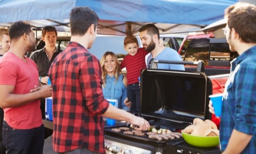 Friends and family tailgating